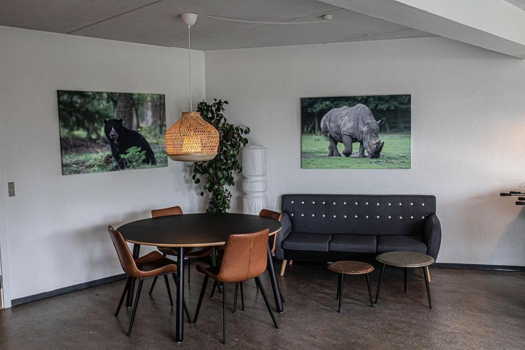 Givskud Zoo Hostel Exteriér fotografie